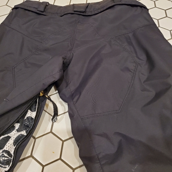 Ladies Volcom Insulated Ski/Snow Pants Black XS - Picture 8 of 16